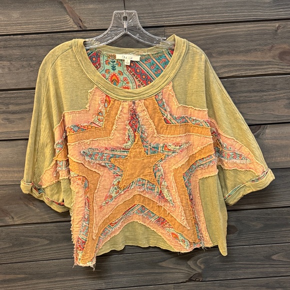 Oli & Hali Tops - Oli & Hali Multicolor Star Short Sleeve Tee
